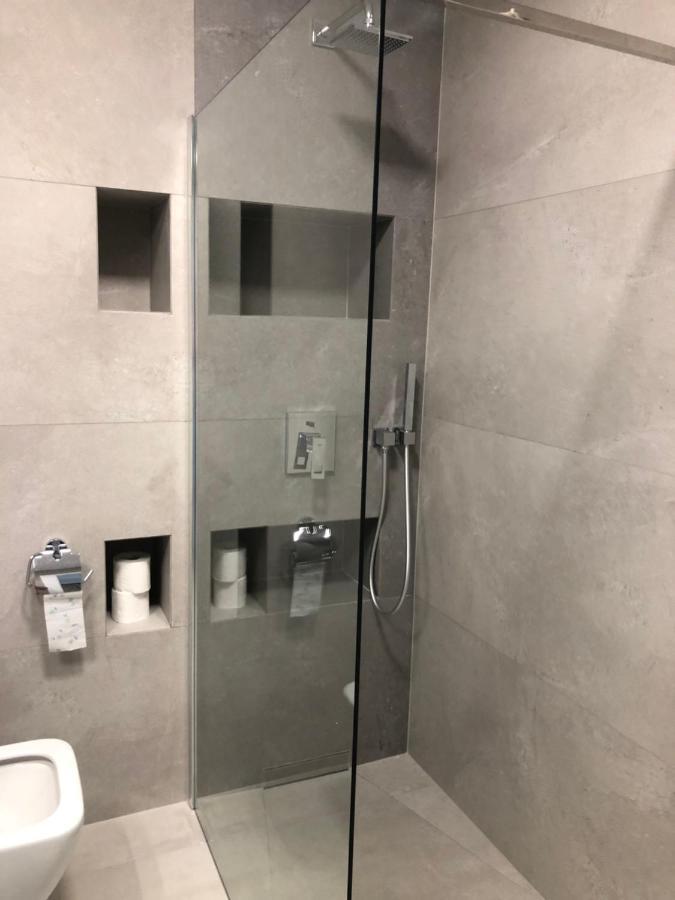 Apartament De Lux Apart 45 Grabiszynska Breslavia Exterior foto